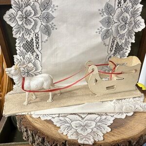 Sleigh Decor VINTAGE 50’s Christmas plastic cardboard sleigh w/ plastic reindeer